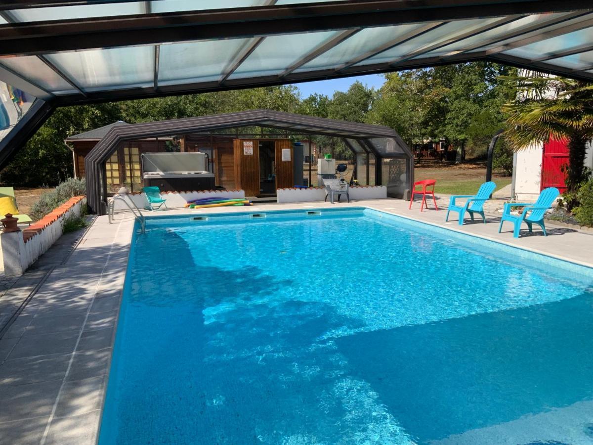 Domaine De Labelo Bed & Breakfast Commensacq ภายนอก รูปภาพ